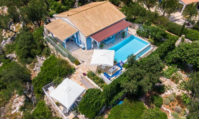 Vlachopoulatika Villa | Myrtle Cottage - Two Bedroom Villa, Sleeps 4