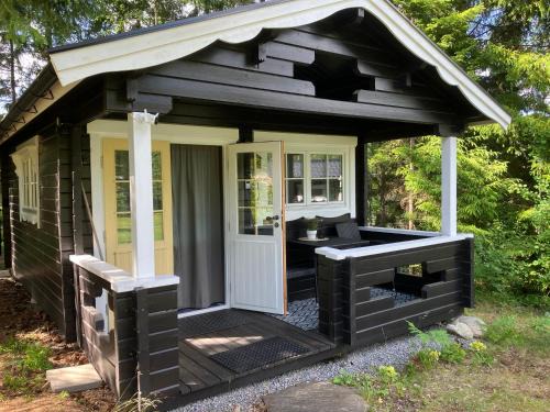 Bergshamra House | Mysig stuga med wifi