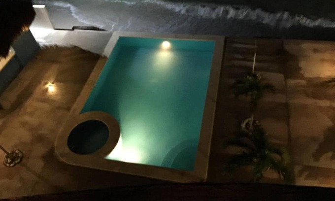 Chicxulub Puerto Apartment | Mystic Lounge - on the beach with swimming pool