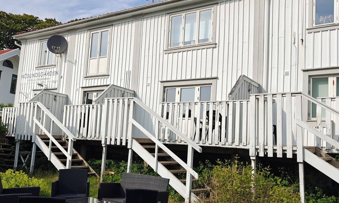 Nosund Hotel | Nösundsgården Hotel & Hostel