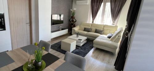 Vizafogo Apartment | N.Cristian Apartment