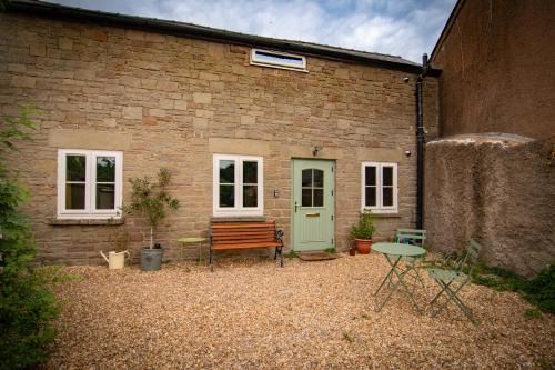 Lydney House | Nagshead Cottage - Dog-friendly retreat on the cycle trail