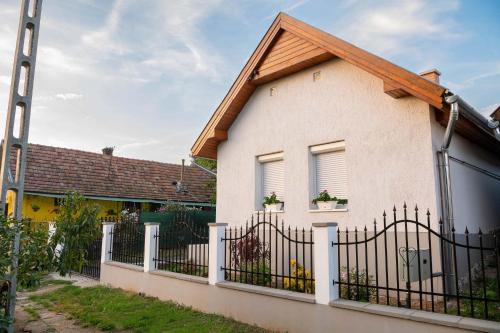 Marianosztra Apartment | Nagydombi Vendégház