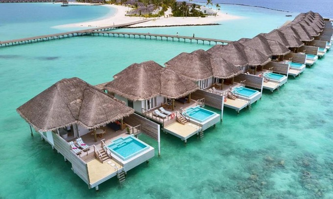 Vommuli Resort | Naha Resort Maldives