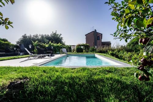 Mascali House | Nake Residenza Artistica