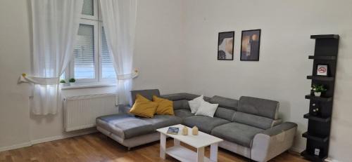 Zagreb Apartment | Nala AA2 Apartment