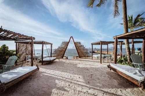 Tierra Bomba Island Hotel | Namaste Beach Club & Hotel