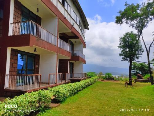 Medha Resort | NANDANVAN TENT & RESORT TAPOLA