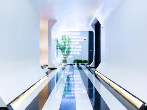 Yuzhong Hotel | Nanqing Yidao Guesthouse (Chongqing Jiefangbei)