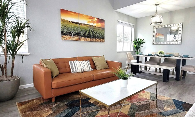 Vallejo House | Napa, Sonoma, SF, Six Flags & Ferry in Minutes!