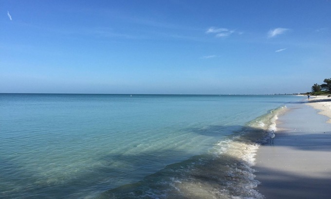 Naples Park House | Naples Pool Home, Walk to Vanderbilt Beach & Mercato