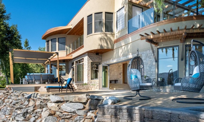 Okanagan-Similkameen House | Naramata lakefront beach house with a private pier!