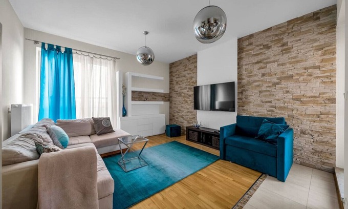 Nowa Praga Apartment | National Stadium - 7th Floor, Parking and Balcony - by Rentujemy
