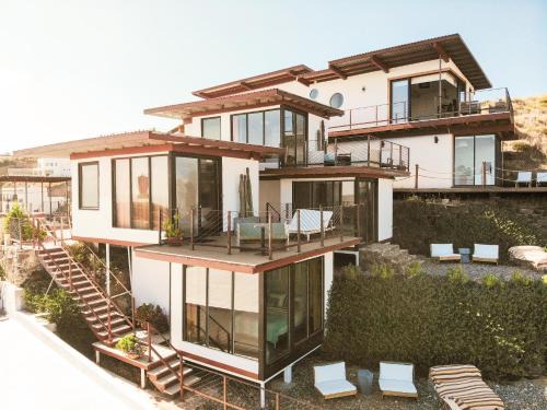 Playas de Rosarito Ski Chalet | Native Residence