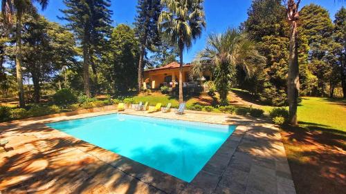 Sao Roque House | Nature and Comfort House with Pool 10 people 1h from SP
