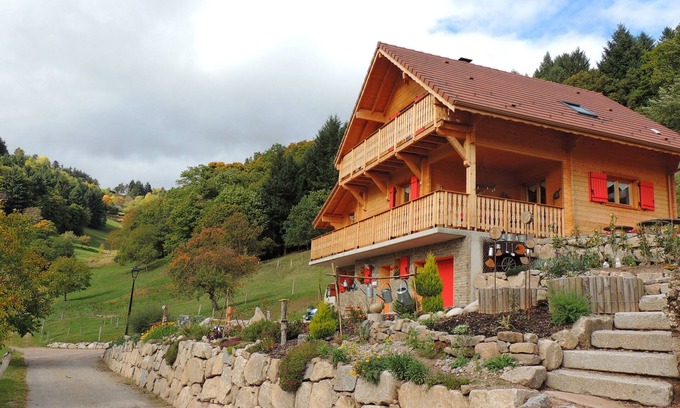 Hohrod House | Nature and mountains Vosges Alsace: recharge your batteries "Au bout du Chemin"