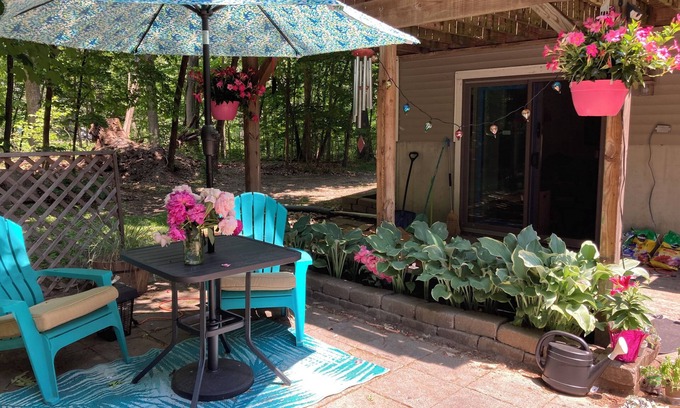New Paltz Apartment | Nature Lover's Secluded Hideaway! Available August 8th -September 8th, 2023