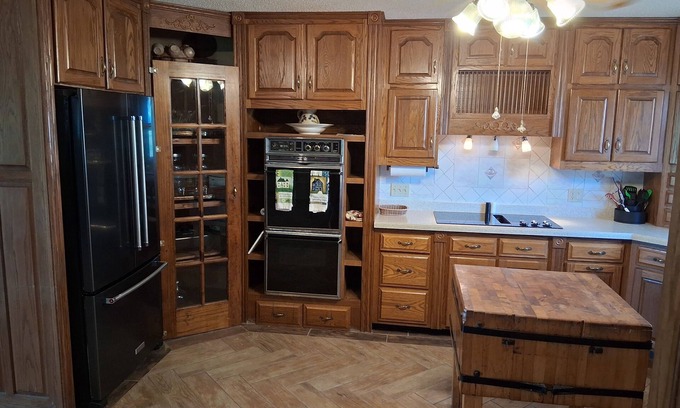 Iola House | Nature Lovers' Retreat! Ride, Bike, Fish: 3BR Ranch Home with Lake and Trails!