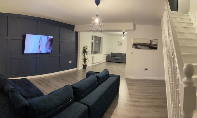 Tuam House | Natures Lodge 30 min drive to Galway city