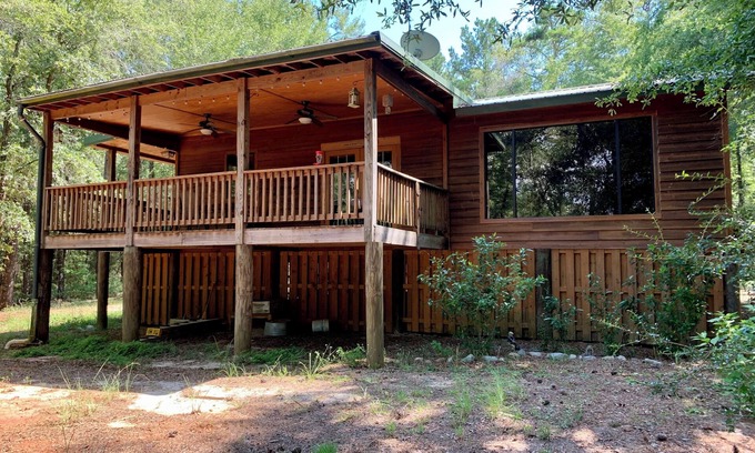 Red Level Cabin | Natures Paradise : Relax and Recharge at our Riverside Cabin Retreat