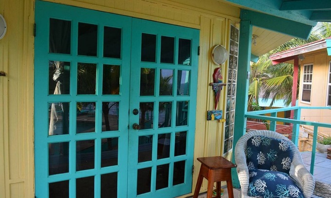 Surfside Apartment | Nautical Inn 10-Cozy Villa-Second Floor-Beachfront