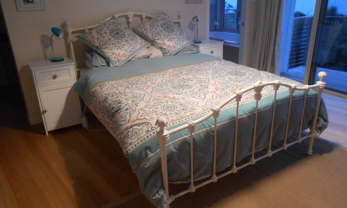 Killiecrankie House | Nautilus 2 has elegant coastal interiors and a breathtaking view.