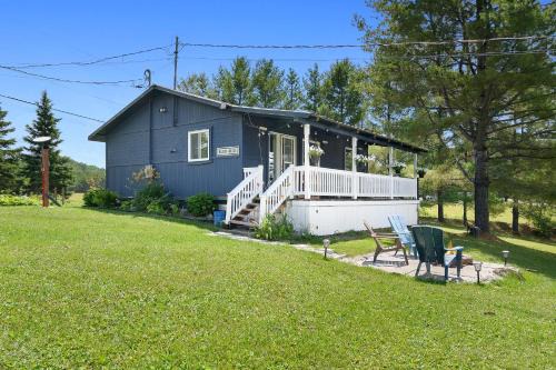 Northfield Ski Chalet | Navy Cottage on Lac Heney