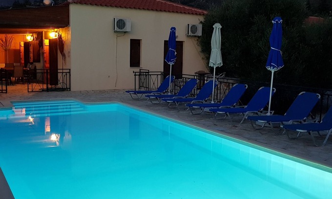Apokoronas Villa | Near Almyrida ☀️ No Stairs! ☀️ Gated Private Pool For Child Safety ☀️ Free WiFi