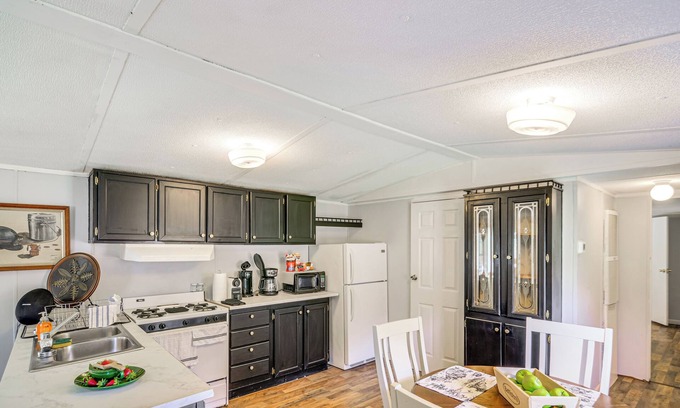Eriline Cottage | Near ATV & Hiking Trails: Home w/Deck in Oneida!