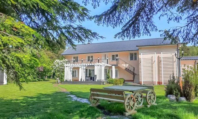 Objazda Apartment | Near Gardno Lake welcomes you this modern and comfortable vacation apartment.