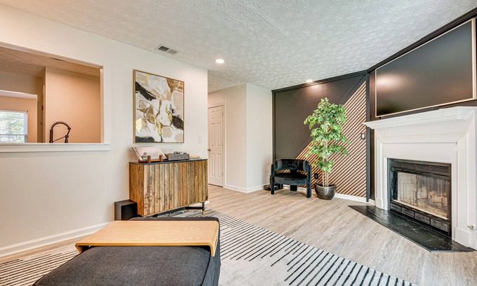 Church Street House | Near GICC & ATL Airport: Modern Townhome!