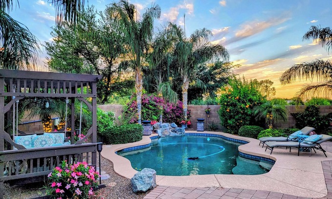 Sun Groves Cottage | Near Lone Tree Golf Club: Gem w/Pool & Fire Pit