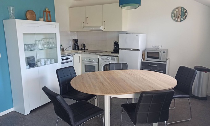 Belz Apartment | Near sea, T3 65m ², 2ch, 2sdb, covered and heated swimming pool