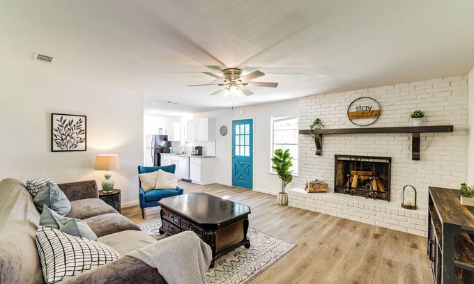 Fort Worth House | Near Shops & Eats: Commuter-Friendly FWTX Home