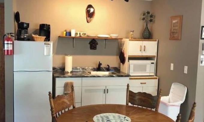Honor Apartment | Near Sleeping Bear Dunes National Lakeshore Park!