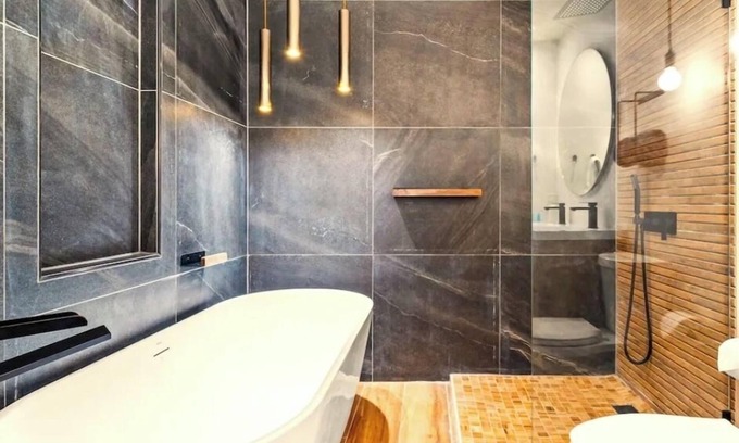 Bolivar House | near Snow Riders Park, 500 daffodils Mar, Spa bath, movie rm, picture patio, EV