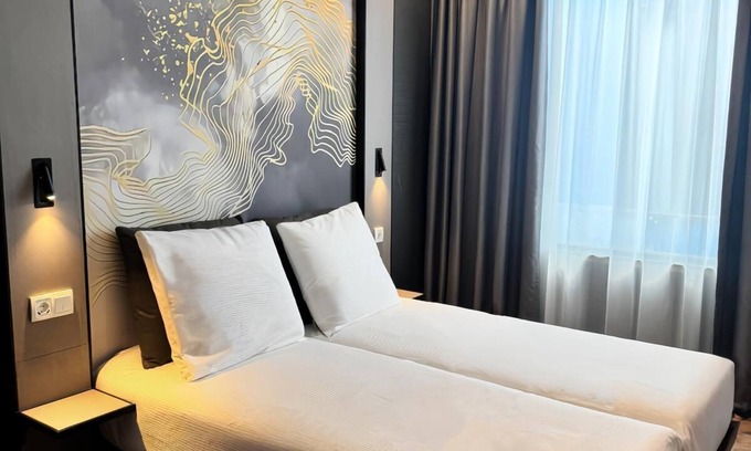 Assendelft Hotel | Nebula Hotel by INE'S