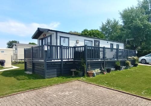 Selsey House | Ned's Place, Seal Bay Resort