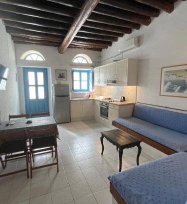 Paleopolis Apartment | Neoclassical apartment, Central Chora Andros