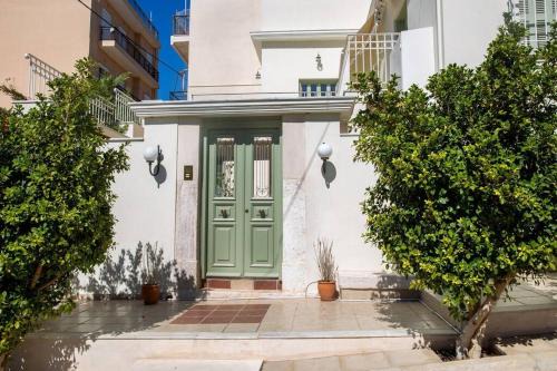 Lavrio Apartment | Neoclassical Gem at Lavrio Port