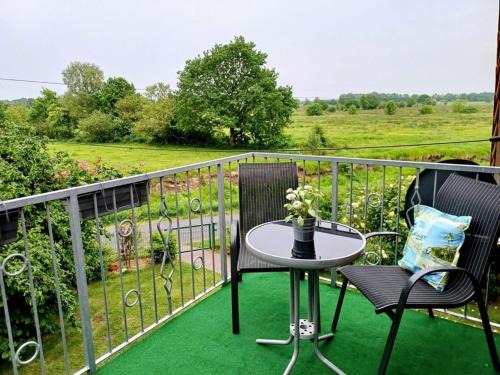 Westerholt Apartment | NEU! Ferienwohnung LandBlick in Nordseenähe