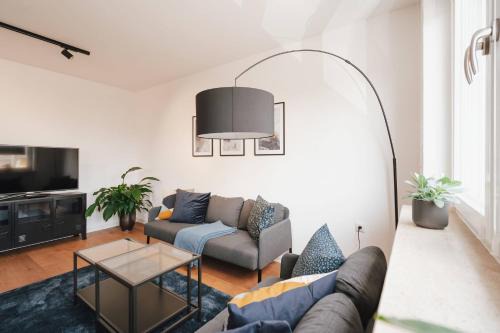 Hammerschmiede Apartment | NEU I Stilvoll I Boxspring I Smart TV I Zentral