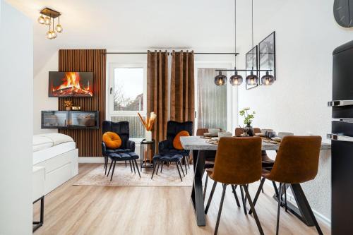 Emden Apartment | NEU! Modernes Apartment am Larrelter Tief - Balkon, Privatparkplatz & FIRE TV!
