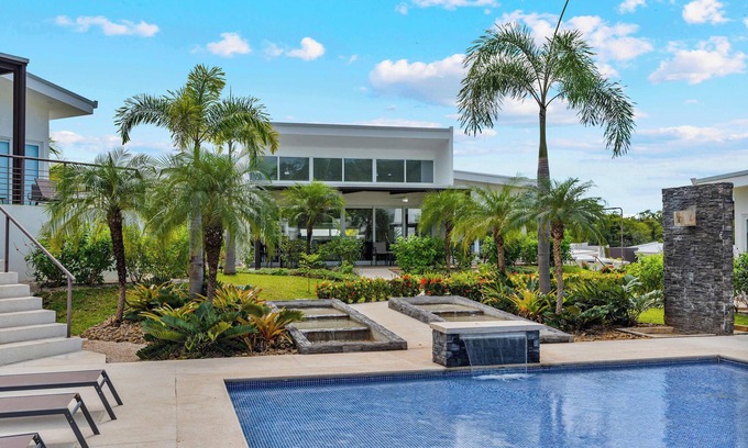 Rio Seco Villa | New 3BR Villa | Huge Pool & Tropical Vibes