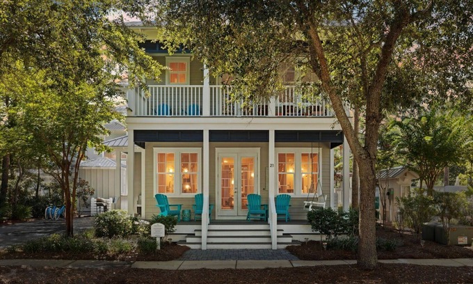 Greenway Park House | NEW! 4 BR with en-suite baths, Pool, Bikes, Gated Community, close to shopping & beach