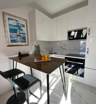 Kastel Gomilica Apartment | New apartman Summer