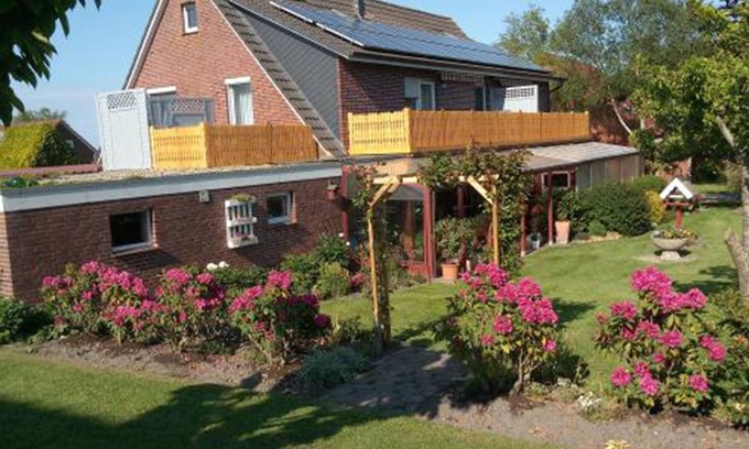 Dornumergrode Apartment | NEW! Apartment Deichblick 2 OG