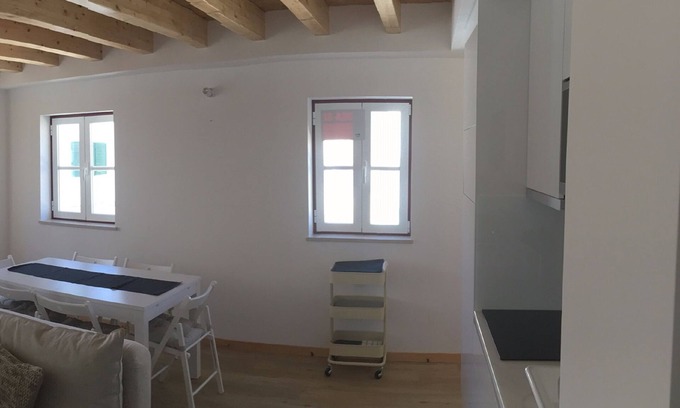 Sesimbra Apartment | New apartment with sea and castle ! Along the beach