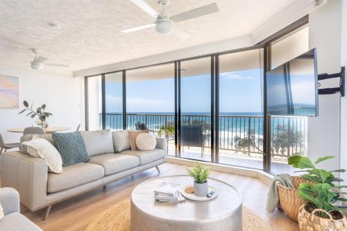 Surfers Paradise Apartment | New! Beachfront Bliss 2 bed 2 bath Stunning Ocean views