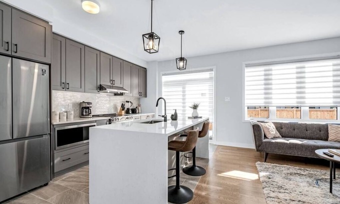 Cardinal Creek House | New Build | GameRoom+Netflix+Parking+Washer&Dryer